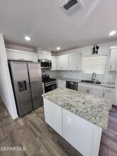 832 Paseo Dulce Ave in Horizon City, TX - Building Photo - Building Photo