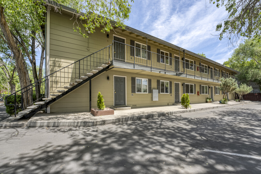 1668 Locust St in Reno, NV - Building Photo