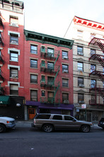 215 Mulberry St in New York, NY - Building Photo - Building Photo