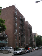 1730 E 18th in Brooklyn, NY - Foto de edificio - Building Photo