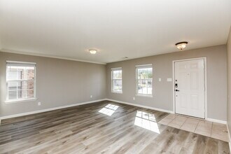 10728 Bluestone Rd in Fort Worth, TX - Building Photo - Building Photo