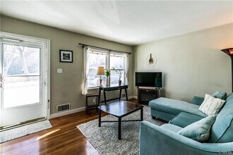 105 Salem Rd in Syracuse, NY - Building Photo - Building Photo