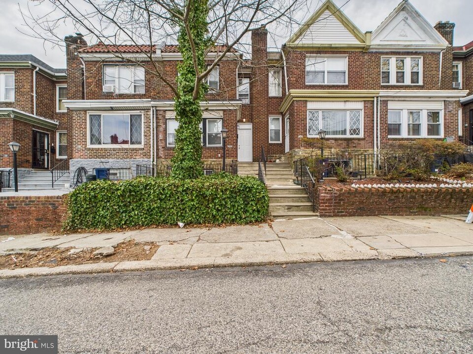 1958 Ashley St in Philadelphia, PA - Building Photo