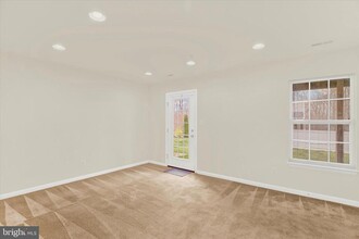 4706 Wineleaf Ln in Aberdeen, MD - Foto de edificio - Building Photo