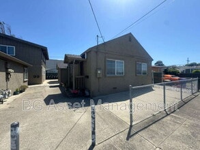 1680 24th St in San Pablo, CA - Building Photo - Building Photo