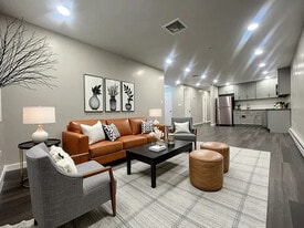 825 Ashford St in Brooklyn, NY - Building Photo