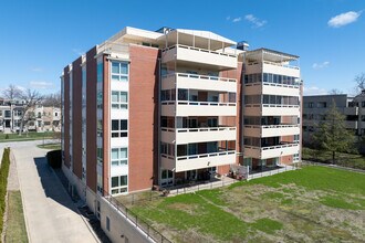 Co-Op in Des Moines, IA - Foto de edificio - Building Photo