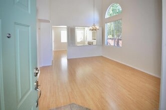 11106 Ivy Hill Dr in San Diego, CA - Building Photo - Building Photo