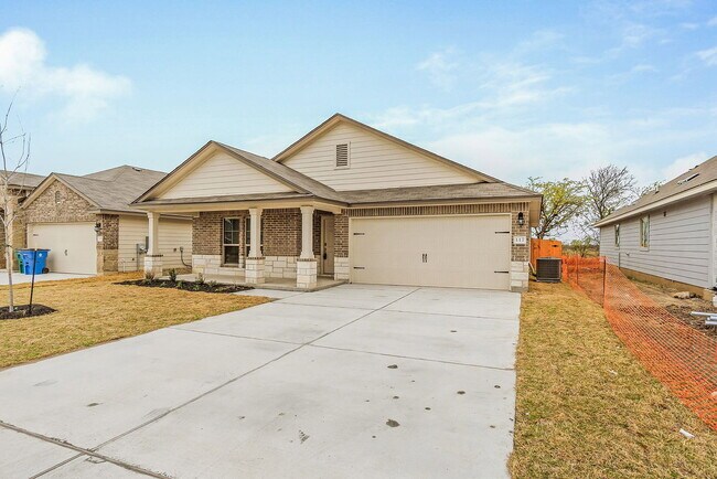 117 Nathaniel Dr in Taylor, TX - Building Photo - Building Photo