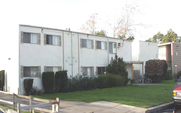 4921-4933 Rosemead Blvd in San Gabriel, CA - Building Photo - Building Photo