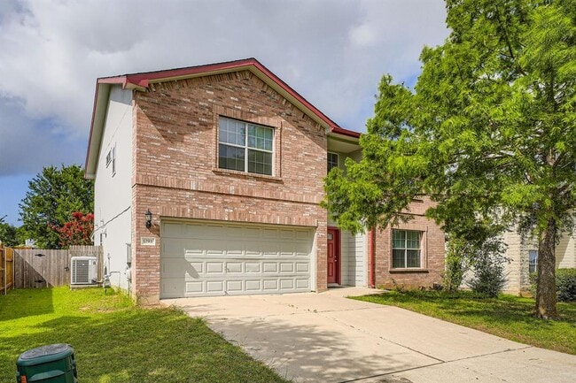 property at 1293 Amberwood Loop
