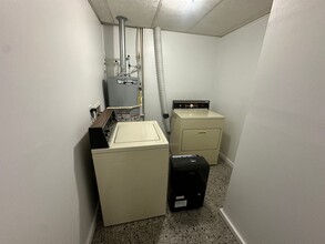628 E Jennings Rd in Grand Rivers, KY - Building Photo - Building Photo