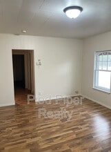 810 E Shawnee St in Freeport, IL - Building Photo - Building Photo