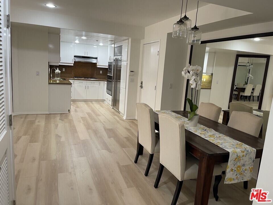 1018 4th St-Unit -103 in Santa Monica, CA - Foto de edificio