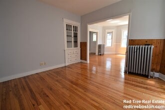 32 Stellman Rd, Unit 1 in Boston, MA - Building Photo - Building Photo