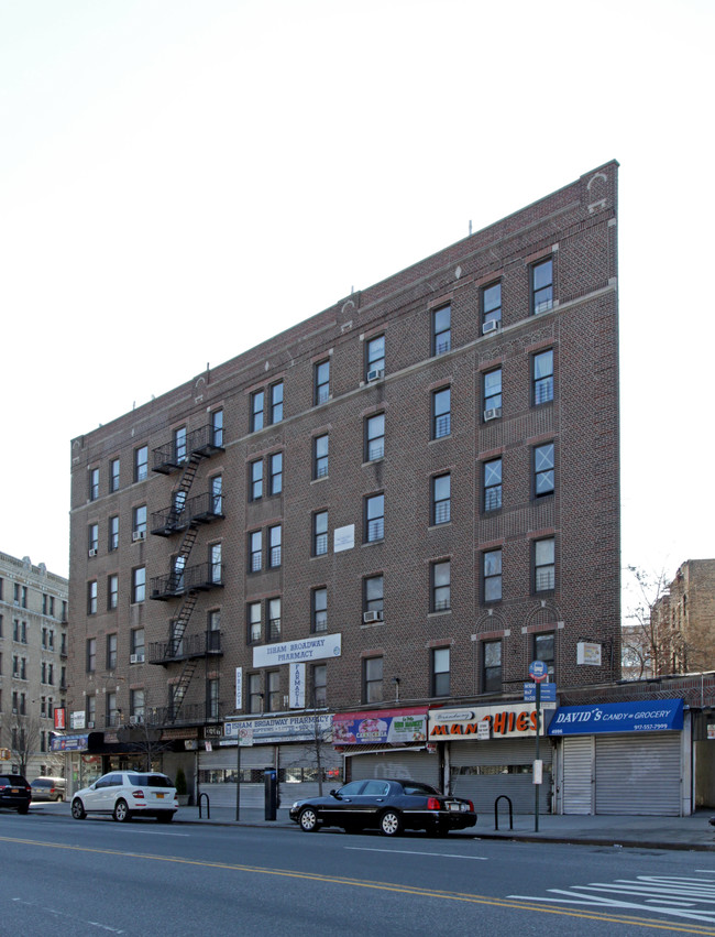 4996 Broadway in New York, NY - Building Photo - Building Photo