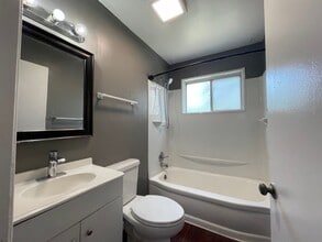 28546 Marshall St in Southfield, MI - Building Photo - Building Photo