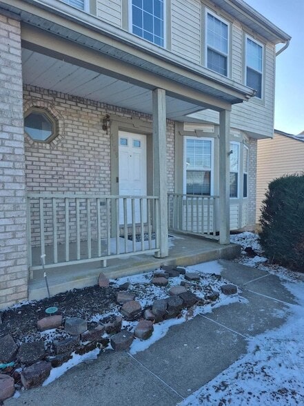 6729 Kristins Cove Ln in Canal Winchester, OH - Foto de edificio - Building Photo