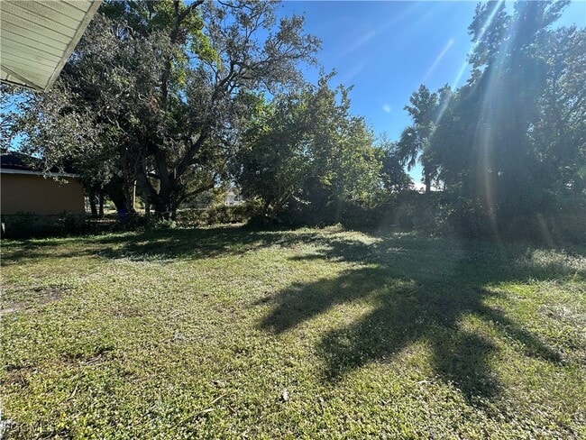 property at 3120 Economy St