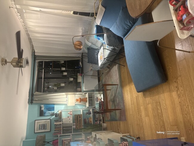 property at 8 Vanderbilt Ave