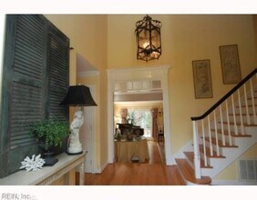 925 Windsor Rd in Virginia Beach, VA - Building Photo - Building Photo