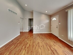 6603 Walter Adamic Ln in Plainfield, IL - Building Photo - Building Photo