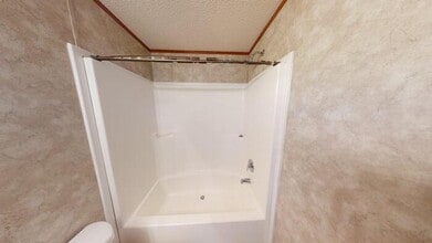 136 Northwest Dr in Bismarck, ND - Building Photo - Building Photo