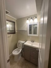 8500 Magnolia Dr in Lanham, MD - Foto de edificio - Building Photo