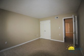 403 Marshall Ct in Fort Walton Beach, FL - Foto de edificio - Building Photo