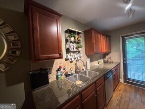 48 Peachtree Ave NE in Atlanta, GA - Building Photo - Building Photo