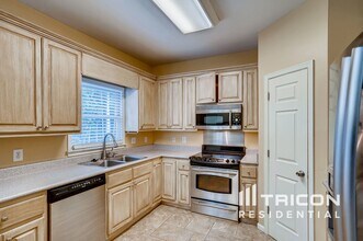 1300 Bullock Pl SW in Lilburn, GA - Building Photo - Building Photo