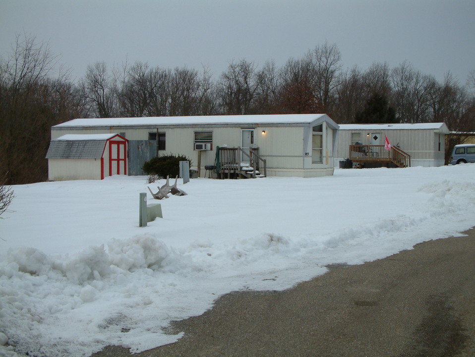 Flora Mobile Home Park in Harrison, OH - Building Photo