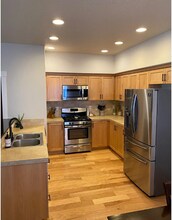 550 SW 200th Ave in Beaverton, OR - Building Photo - Building Photo