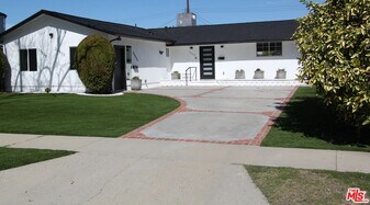 23535 Styles St in Los Angeles, CA - Building Photo