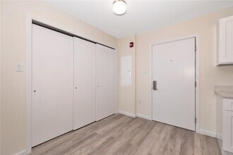 68 Lake St in White Plains, NY - Building Photo - Building Photo