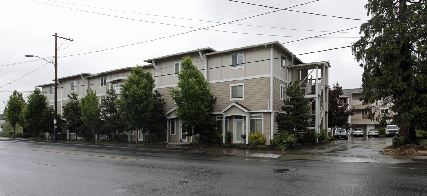 MF 11 - Cedarhurst Village Apartments in Portland, OR - Building Photo