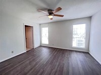 11805 Algonquin Dr photo'