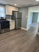 1301 S Scullin Ave in Denison, TX - Building Photo - Building Photo