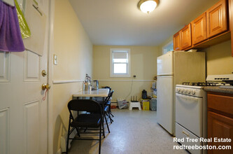 21 Mansfield St, Unit 1 in Boston, MA - Building Photo - Building Photo