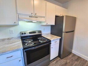 4553 Gulfstream Rd in Lake Worth Beach, FL - Building Photo - Building Photo