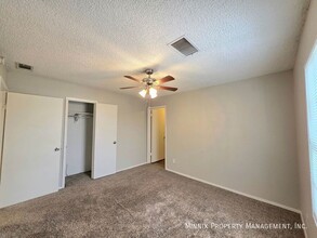 3007 W Louisiana Ave, Unit 07 in Midland, TX - Foto de edificio - Building Photo