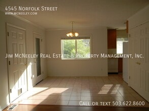 4545 Norfolk St in West Linn, OR - Building Photo - Building Photo