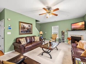 412 Star Ruby Dr in Knightdale, NC - Building Photo - Building Photo