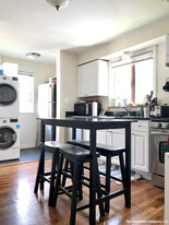236 Cedar St, Unit 3 in Somerville, MA - Building Photo
