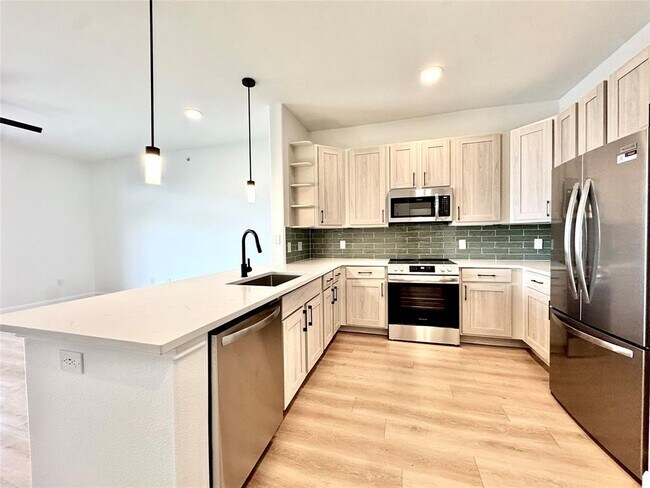 2300 Richmond Ave. in Houston, TX - Building Photo - Building Photo