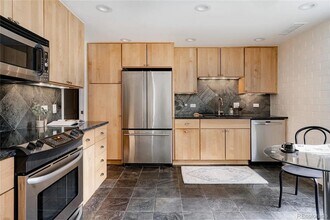 420 S Marion St Pkwy in Denver, CO - Building Photo - Building Photo