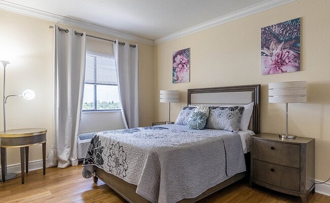 280 Sierra Dr, Unit Apt DL01