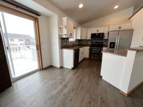 4804 S Galway Ave in Sioux Falls, SD - Building Photo - Building Photo