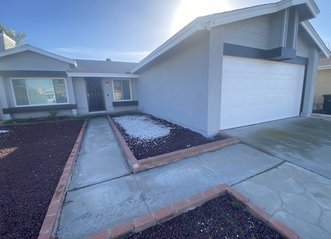 7847 Bacadi Dr