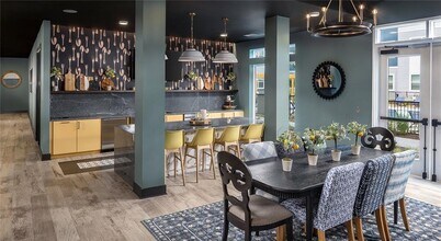 5420 Buford Hwy in Norcross, GA - Foto de edificio - Building Photo